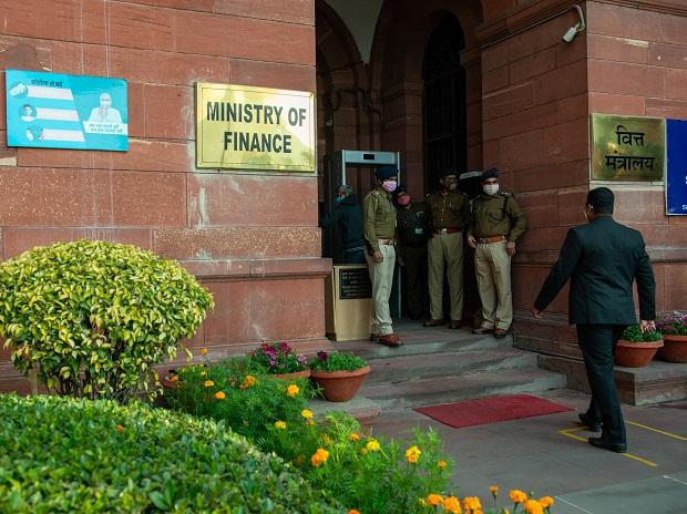 FinMin notifies Oct 1 date for implementing amended GST law for e-gamingFinMin notifies Oct 1 date for implementing amended GST law for e-gaming