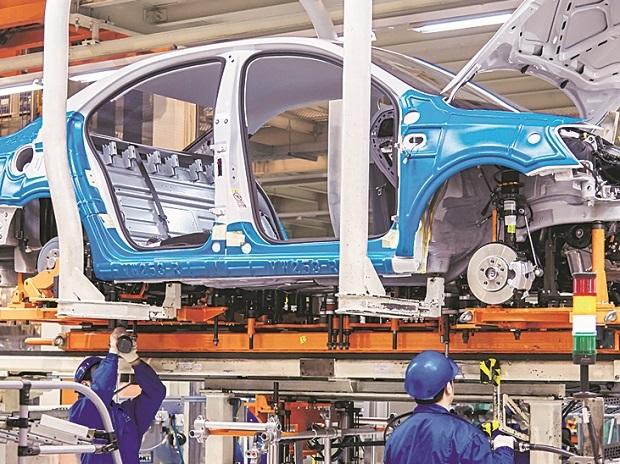 Auto retail sales touch 1.86 million in June, 10% more than last year: FADAAuto retail sales touch 1.86 million in June, 10% more than last year: FADA