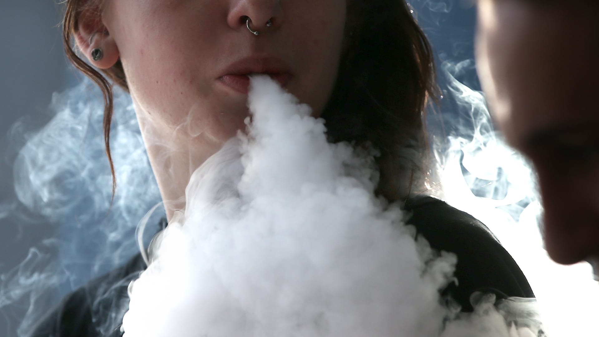 Supreme Court declines to hear case challenging FDA authority to reject flavored e-cigarettesSupreme Court declines to hear case challenging FDA authority to reject flavored e-cigarettes