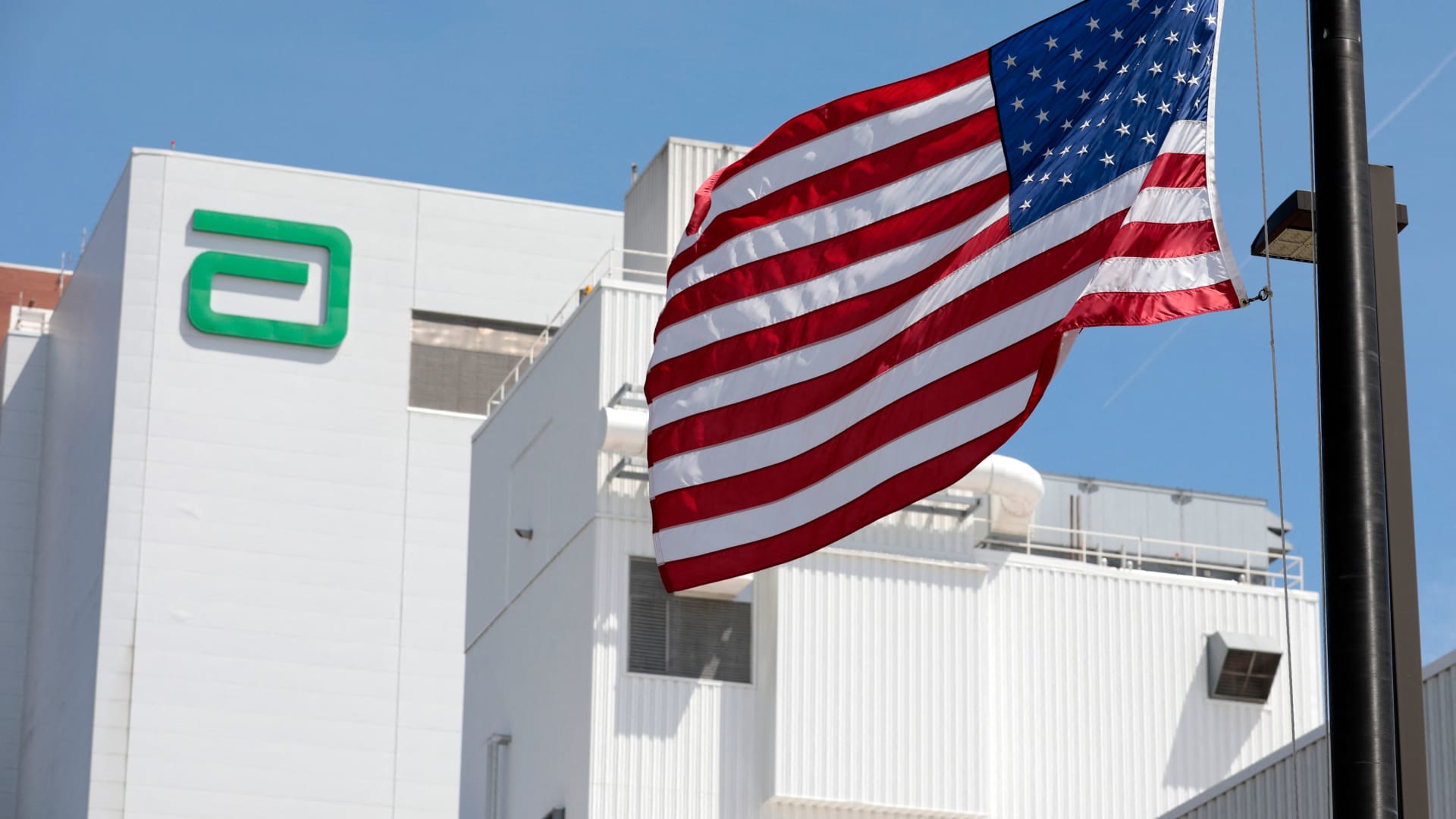 Abbott Labs shares pop as revenue, earnings defy steep drop in Covid test salesAbbott Labs shares pop as revenue, earnings defy steep drop in Covid test sales