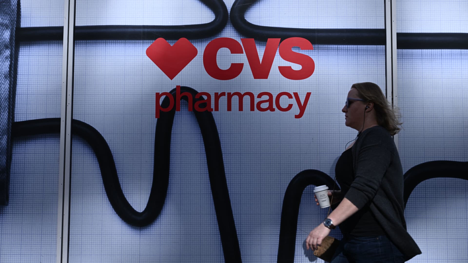 CVS results top expectations, lifted by strong health services revenueCVS results top expectations, lifted by strong health services revenue