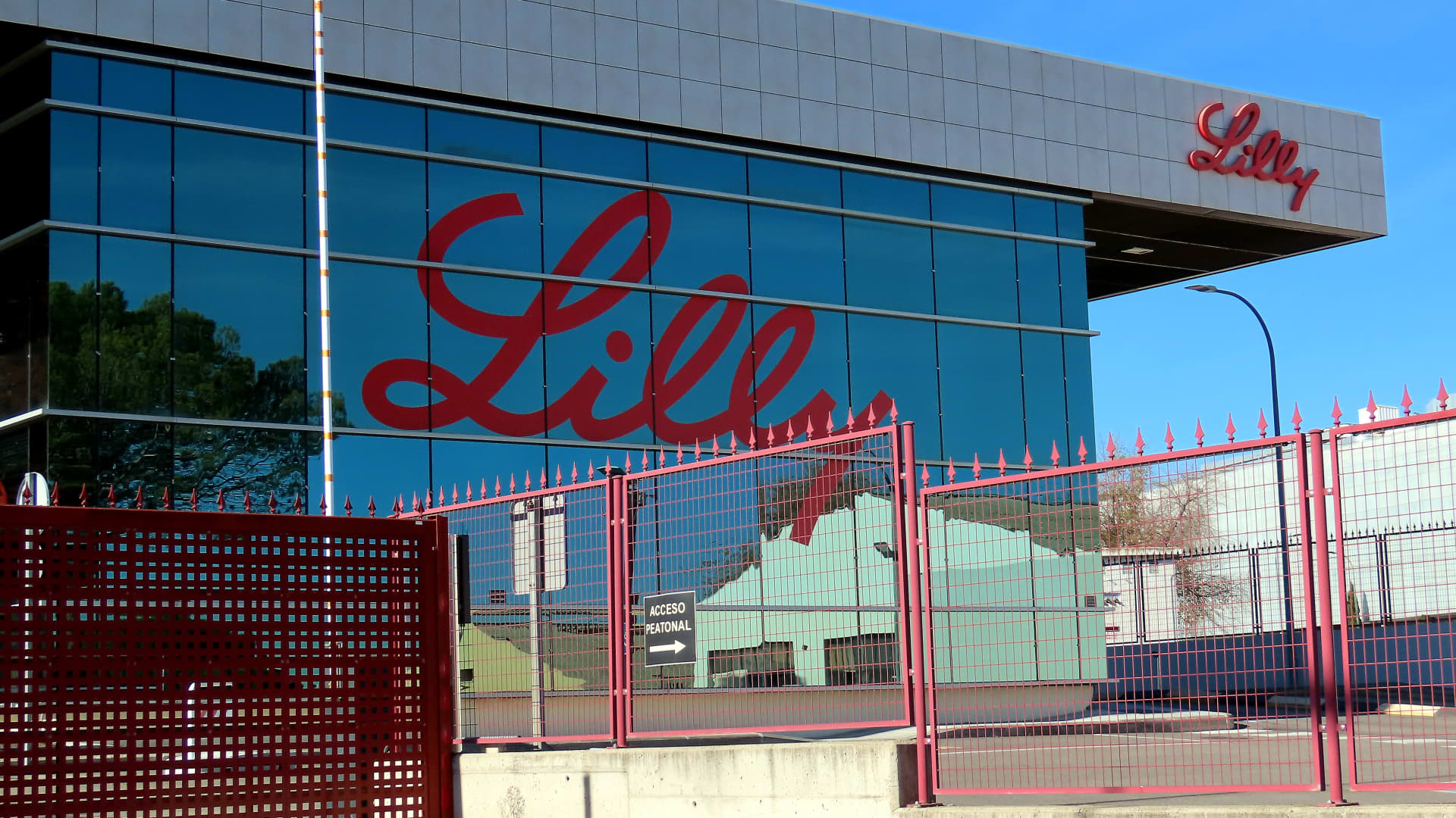 Eli Lilly expects FDA decision on Alzheimer’s treatment donanemab by the end of the yearEli Lilly expects FDA decision on Alzheimer’s treatment donanemab by the end of the year