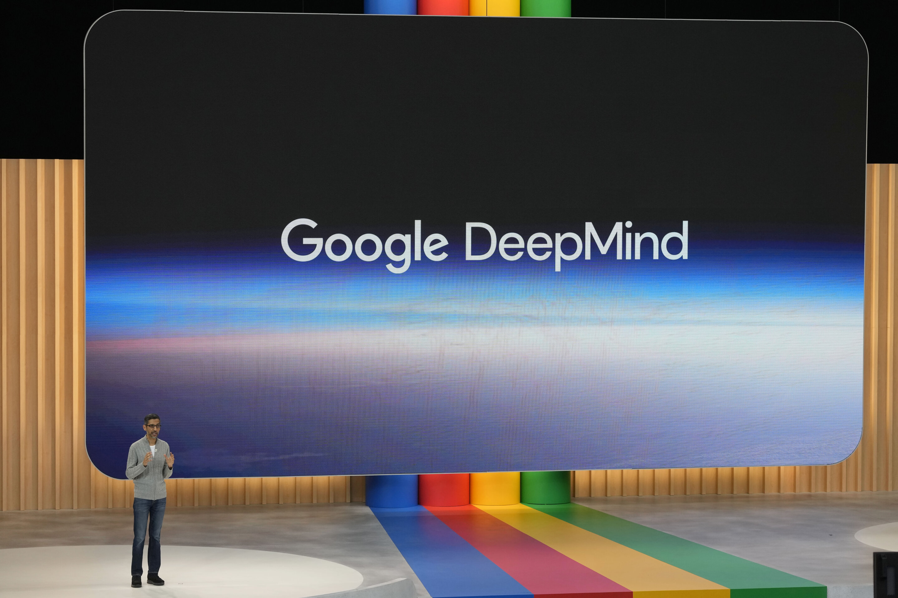 Google launches Gemini, upping the stakes in the global AI raceGoogle launches Gemini, upping the stakes in the global AI race