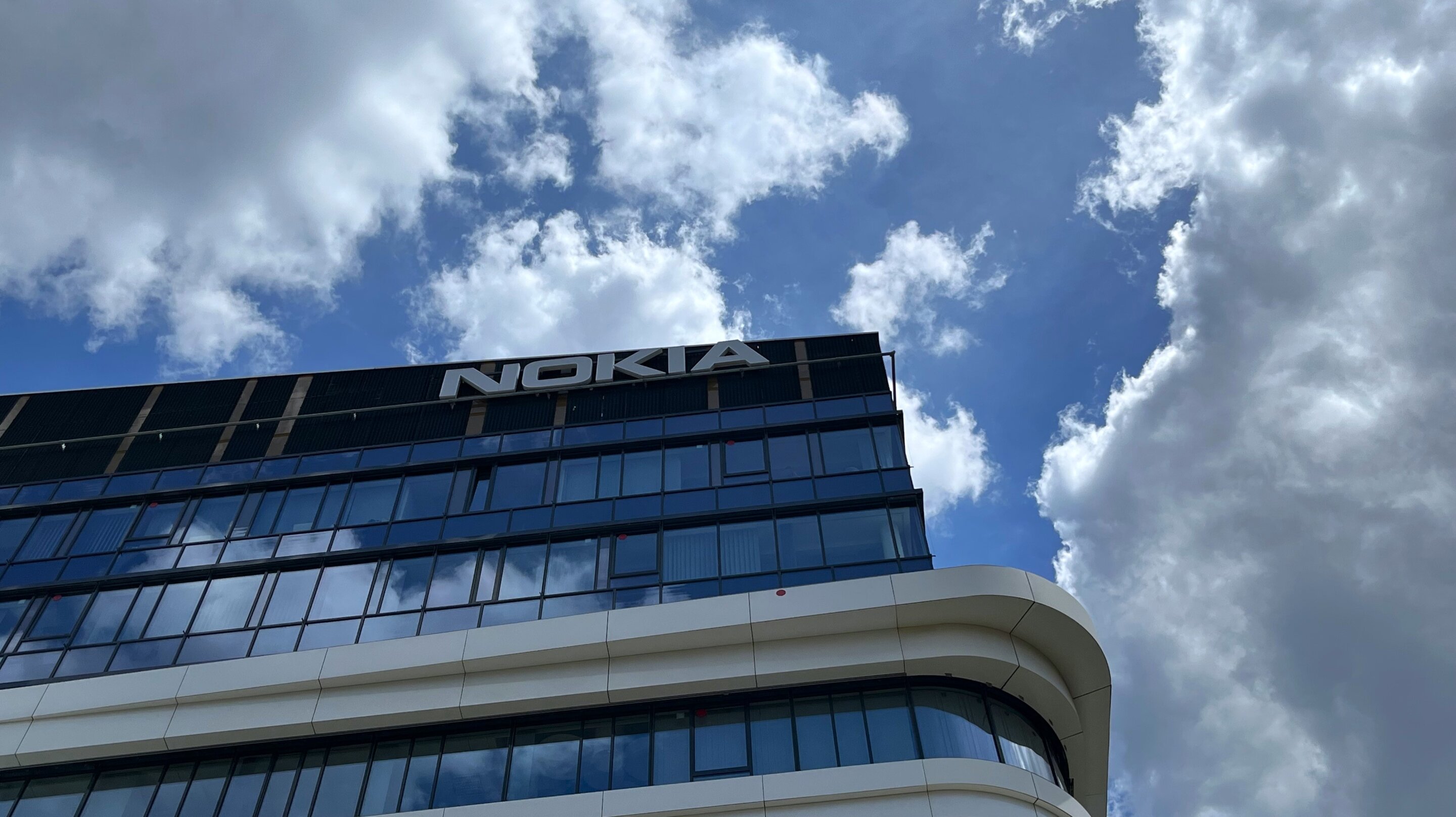Nokia profits fall as clients particularly in North America shun investmentsNokia profits fall as clients particularly in North America shun investments