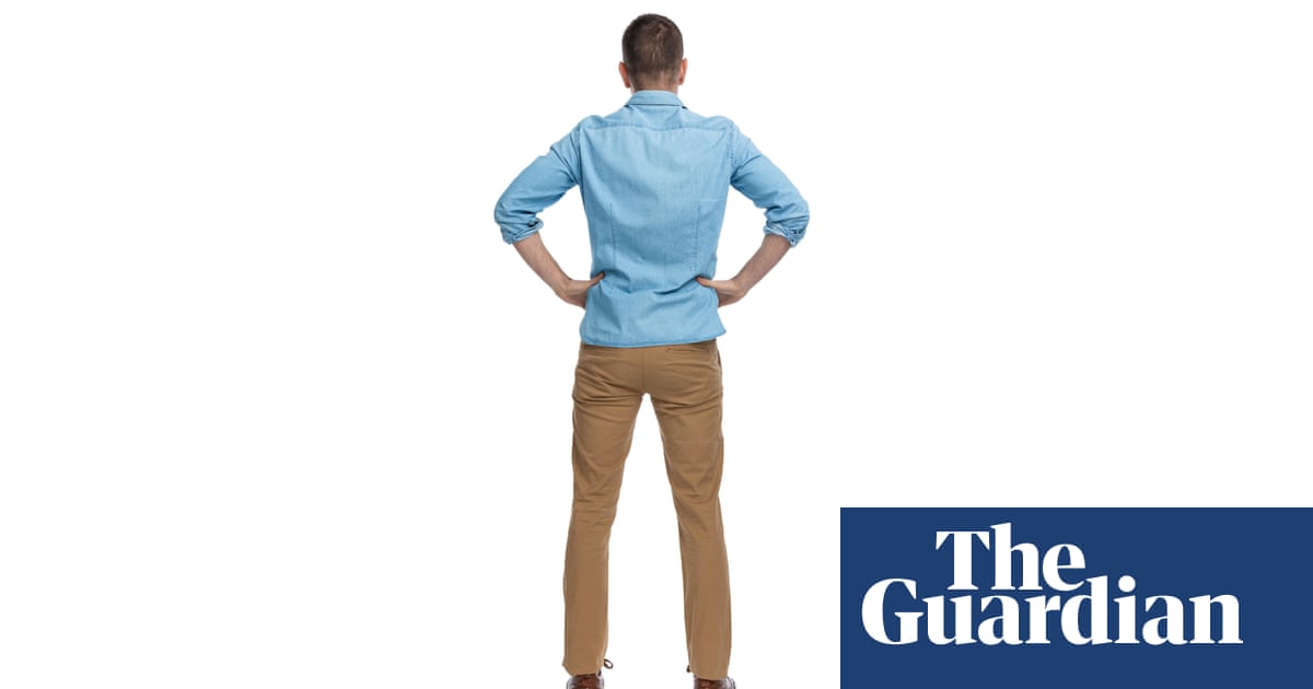 Cardiff students’ union bans chinos and blue shirts after violenceCardiff students’ union bans chinos and blue shirts after violence