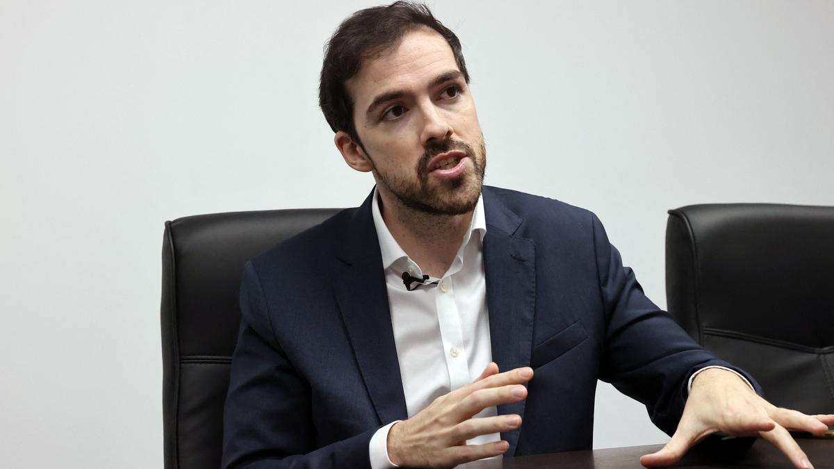 Diamond trade polishes its act as Russia sanctions loomDiamond trade polishes its act as Russia sanctions loom