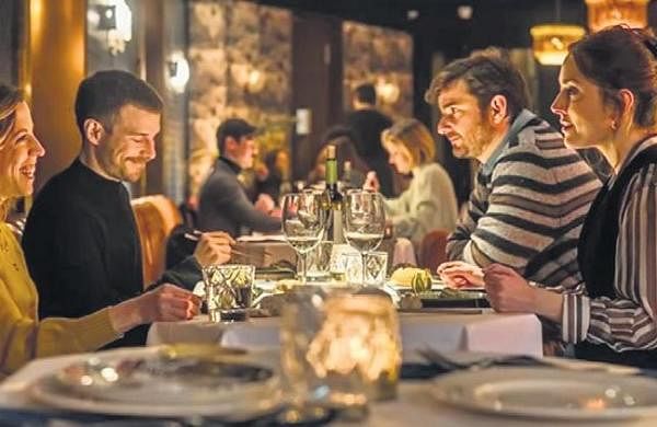 Love at First Kiss review| A derivative story that goes nowhereLove at First Kiss review| A derivative story that goes nowhere