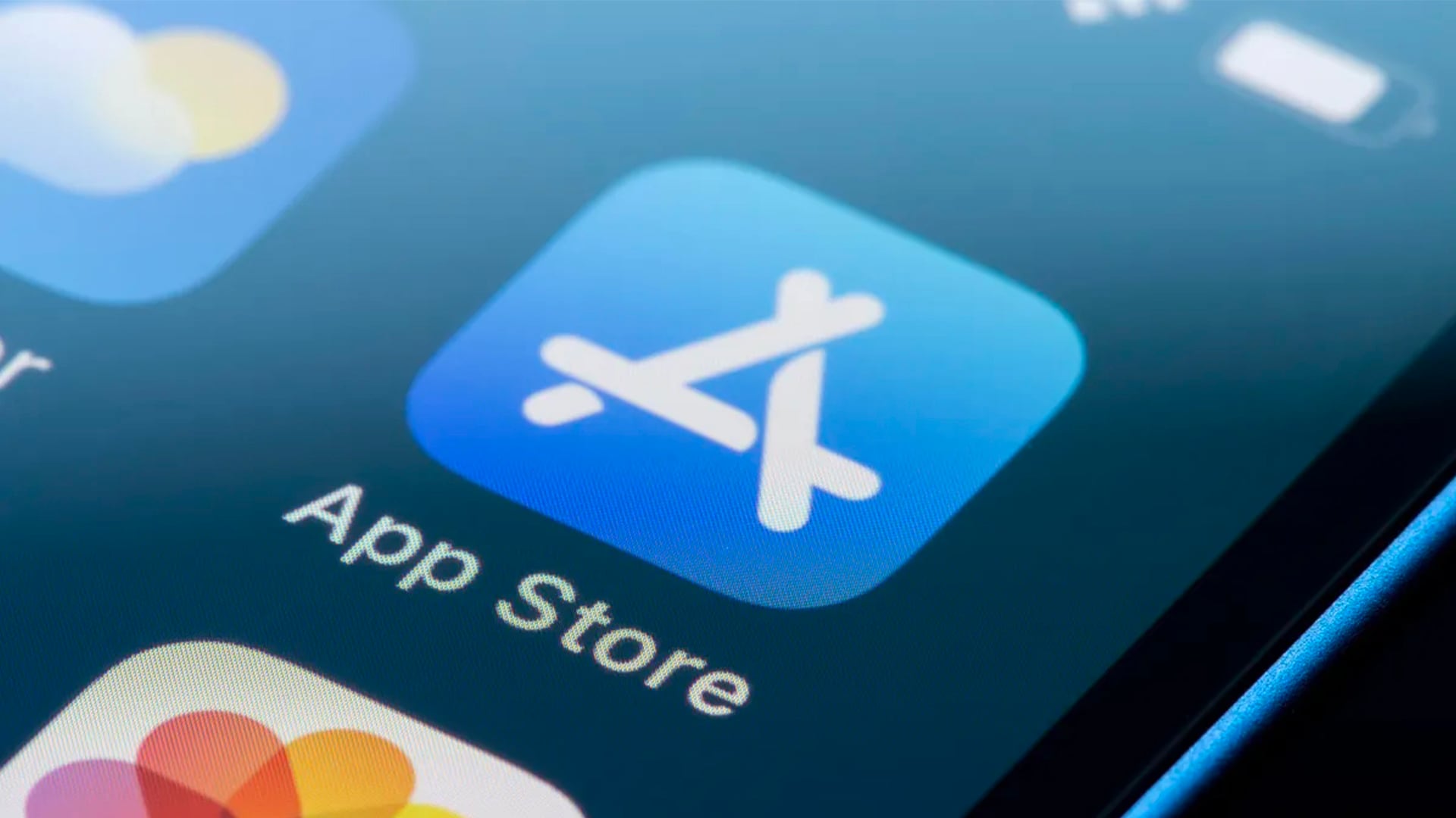 Apple’s App Store may become illegal in China soon after CCP’s forces tech cos to submit informationApple’s App Store may become illegal in China soon after CCP’s forces tech cos to submit information